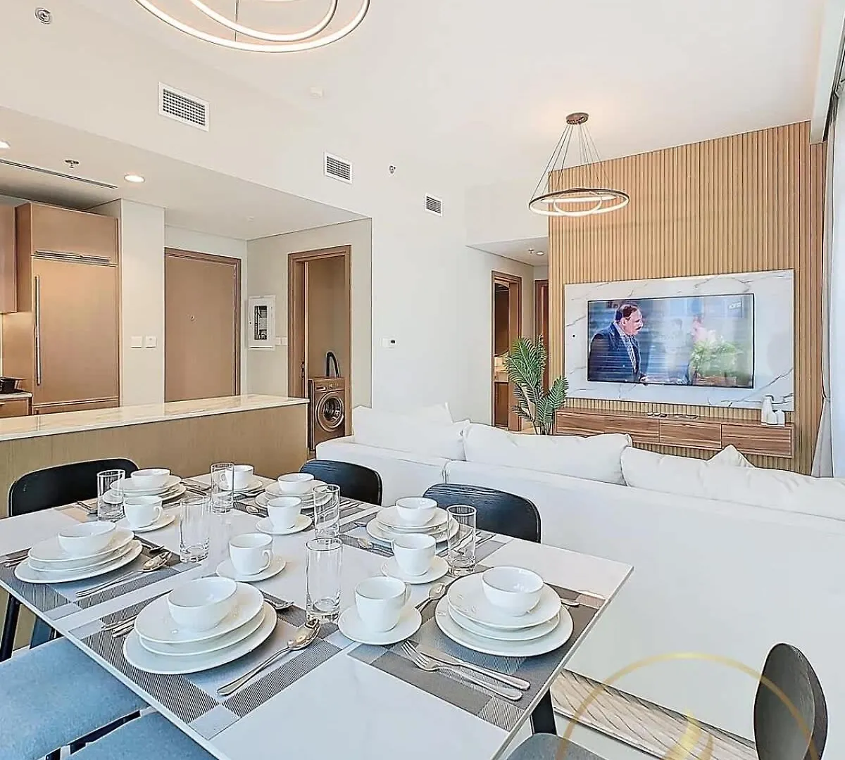 Urban Elegance In Exclusive Dubai Apartment United Arab Emirates