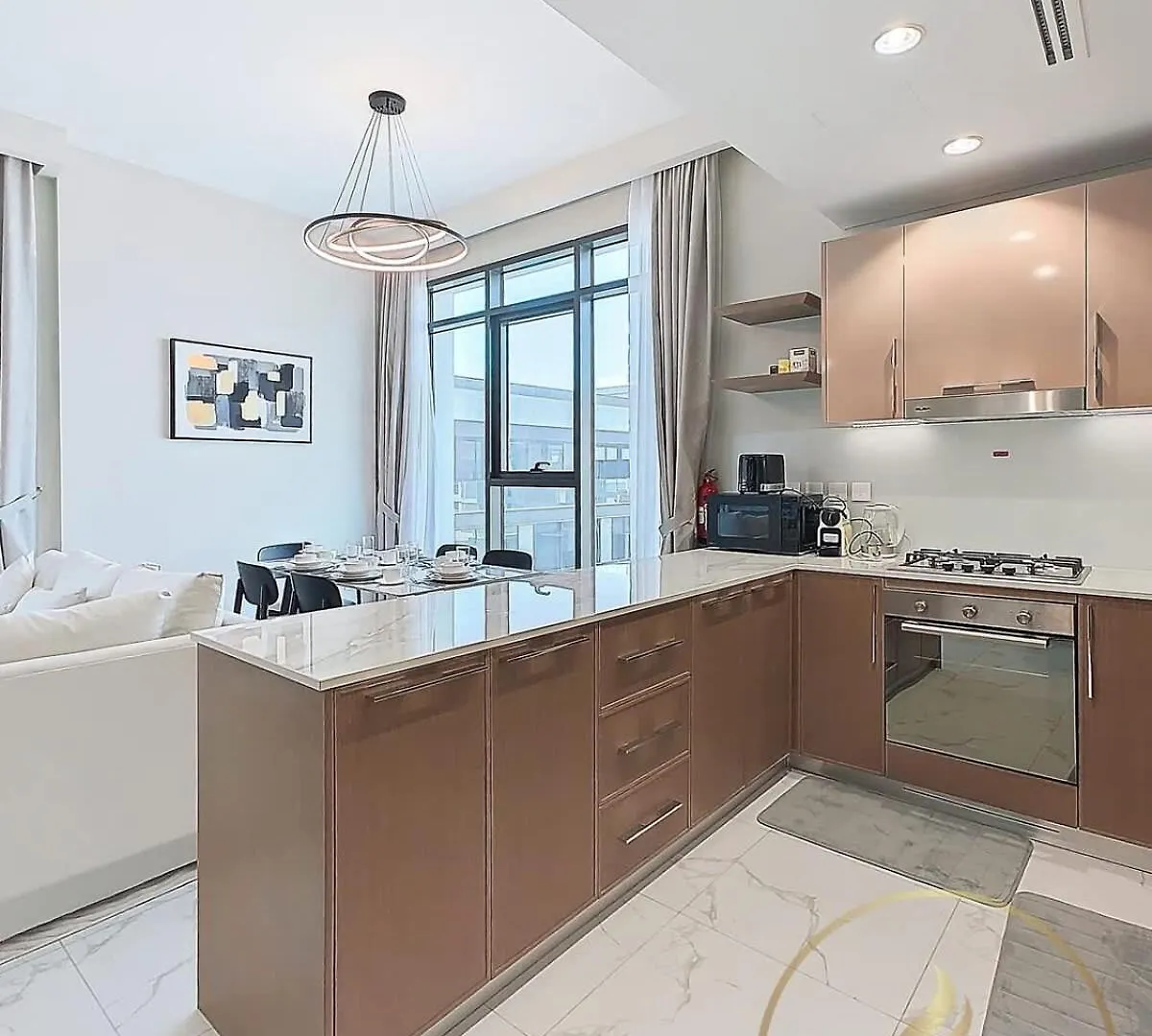 Urban Elegance In Exclusive Dubai Apartment
