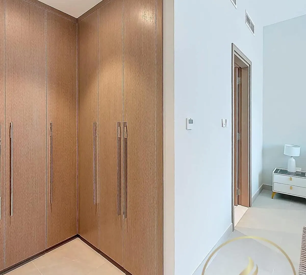 Urban Elegance In Exclusive Dubai Apartment